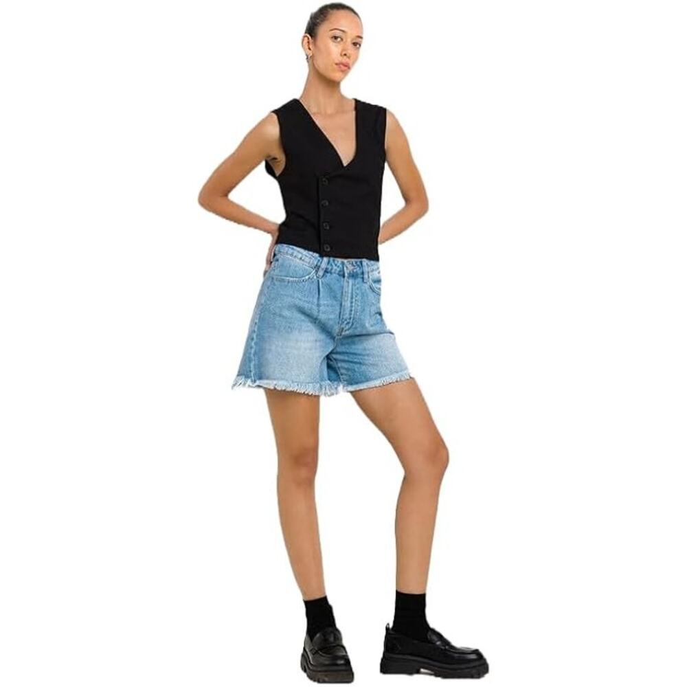 Vervet by Flying Monkey Super High Rise Pleated Shorts - V2897 - Size Medium - Picture 4 of 6